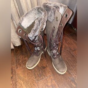 Brown faux fur Timberland boot